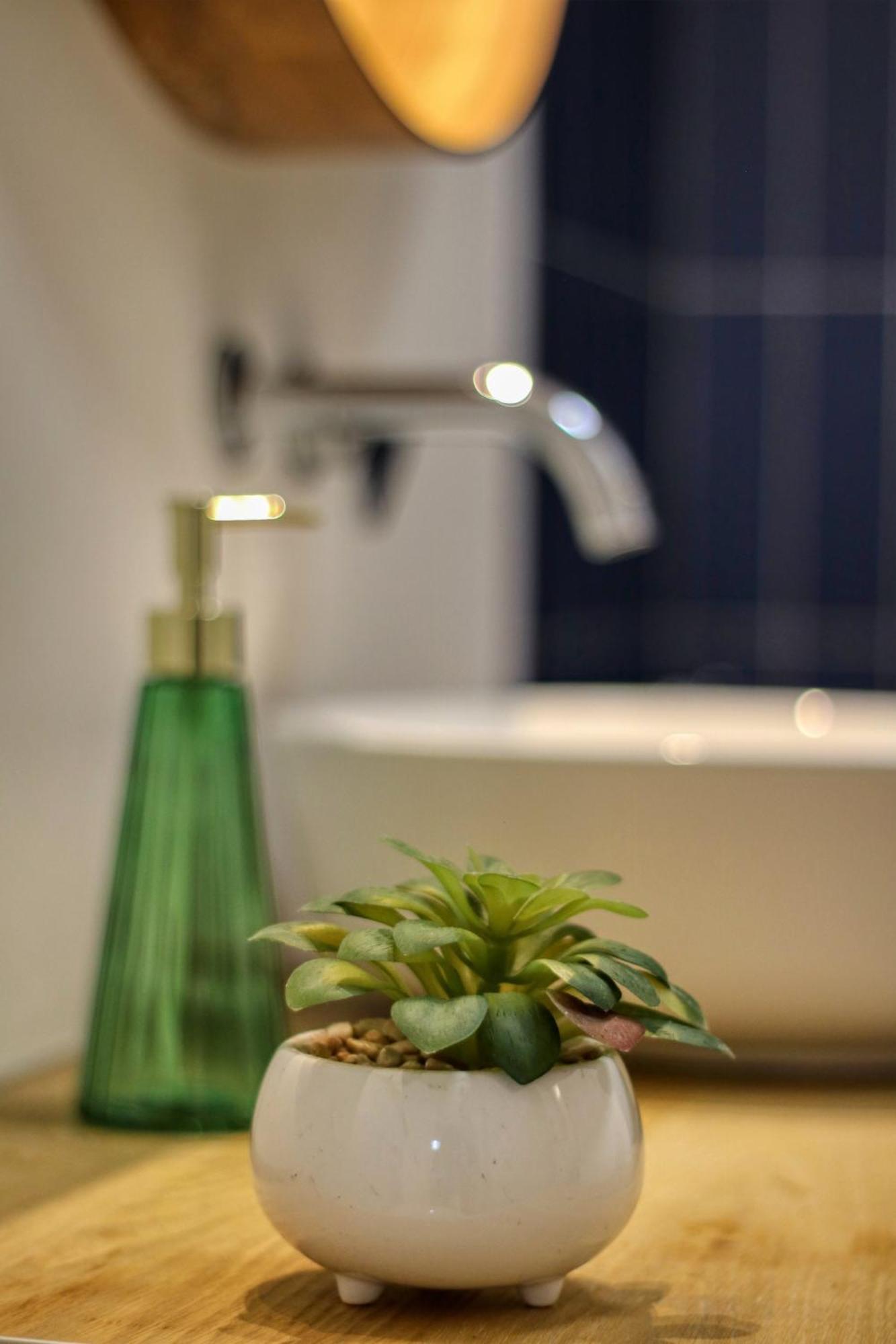 Urban Chic Apartment บูคาเรสต์ ภายนอก รูปภาพ